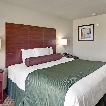 Cobblestone Inn & Suites - Schuyler Екстериор снимка